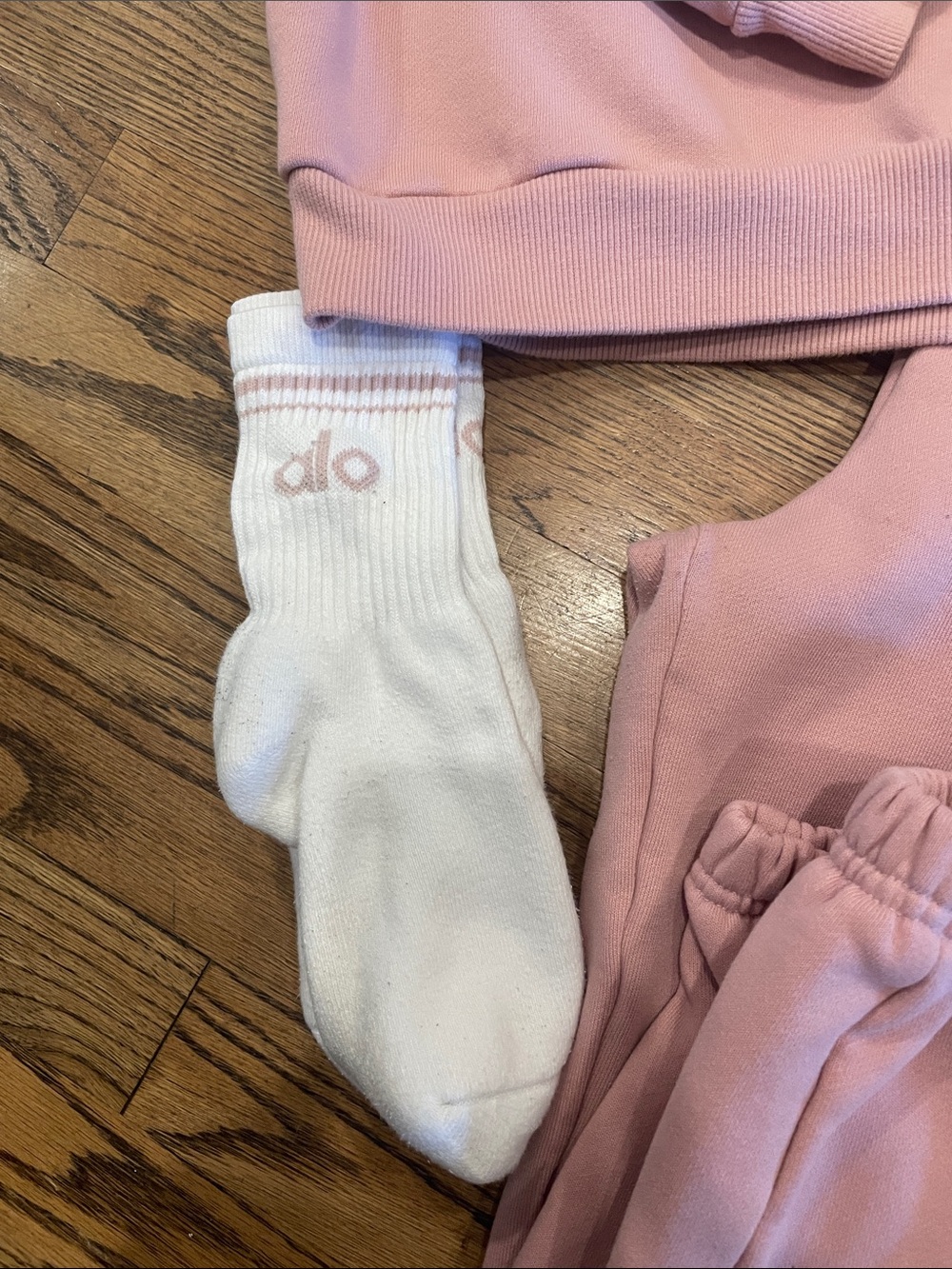 ALO Blush Pink Sweatpants, sweatshirt and sock Set - Picture 3 of 4